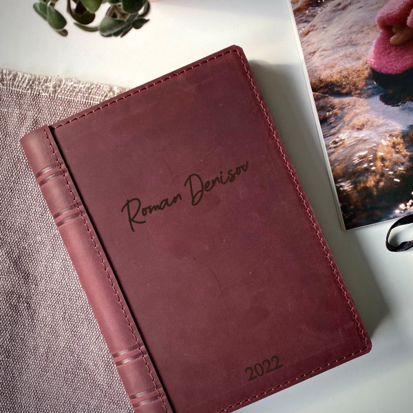Записник з гравіруванням "Diary" Записник з гравіруванням "Diary"